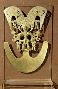 Pectoral, Quimbaya (oro)